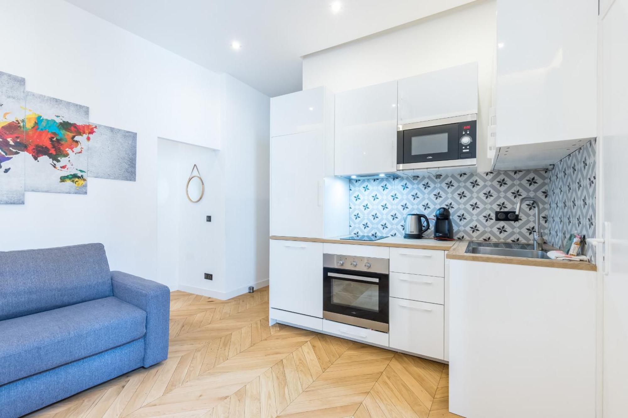 Massena Square - Ultra 1 Bdr *
